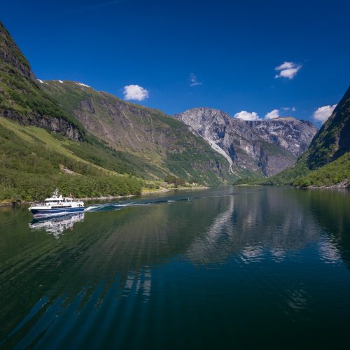 Fjord sightseeing tour in Norway